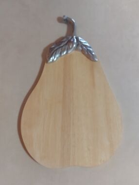 Pear-Shaped Bamboo Serving Board with Silver Leaf Accent